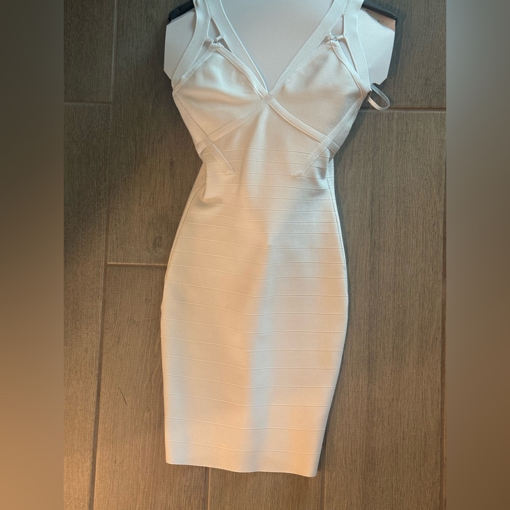 Marciano White Dress bandage🔥🔥🔥🔥 - Picture 7 of 16